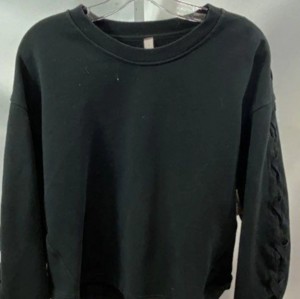 Lululemon Women's Black Laced Up Sleeve Detail Cropped Crewneck Sweatshirt sz 12
